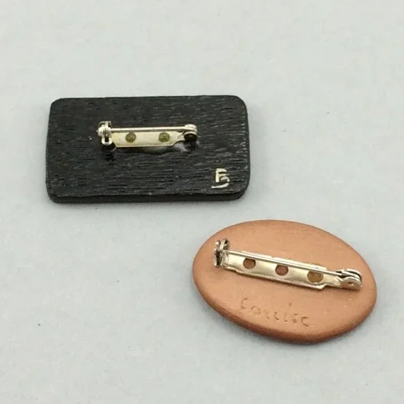 2 Handmade House Cottage Themed Brooches Pins Countryside Wood Clay Cottagecore - Picture 11 of 12